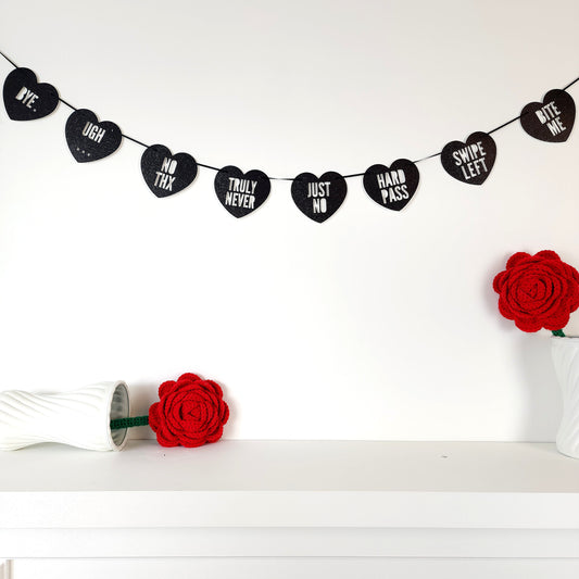 SALTY HEART GARLAND