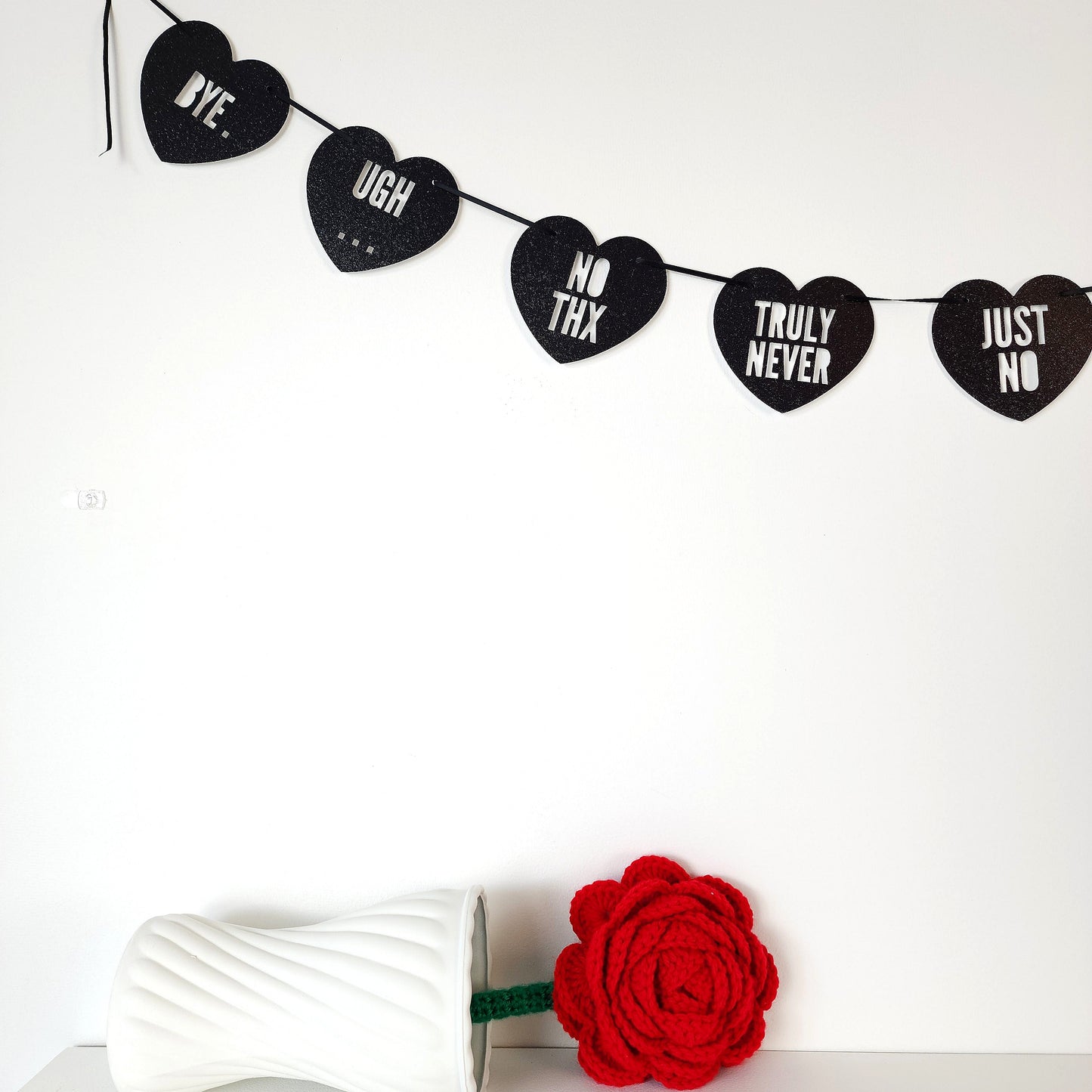 SALTY HEART GARLAND